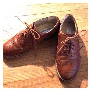 Steve Madden brown leather loafers